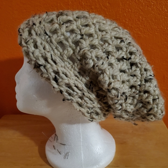 Wool Baggy Beanies - Picture 6 of 6